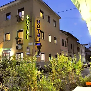 Hotel Dover, Milaan